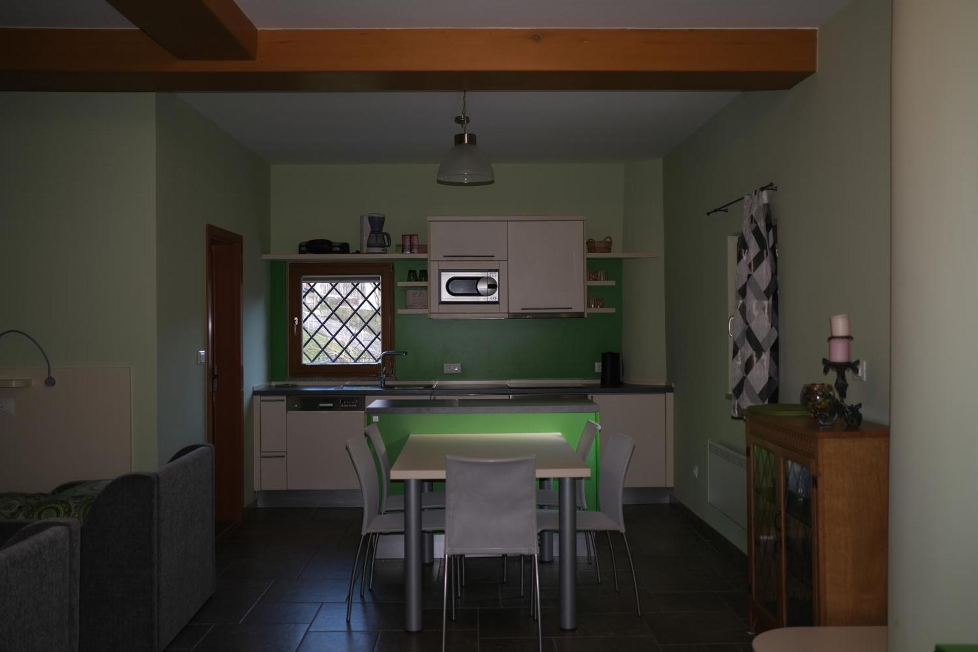 Pocitniska Hisa Pri Kustrcu Apartment Grahovo ob Baci Ngoại thất bức ảnh